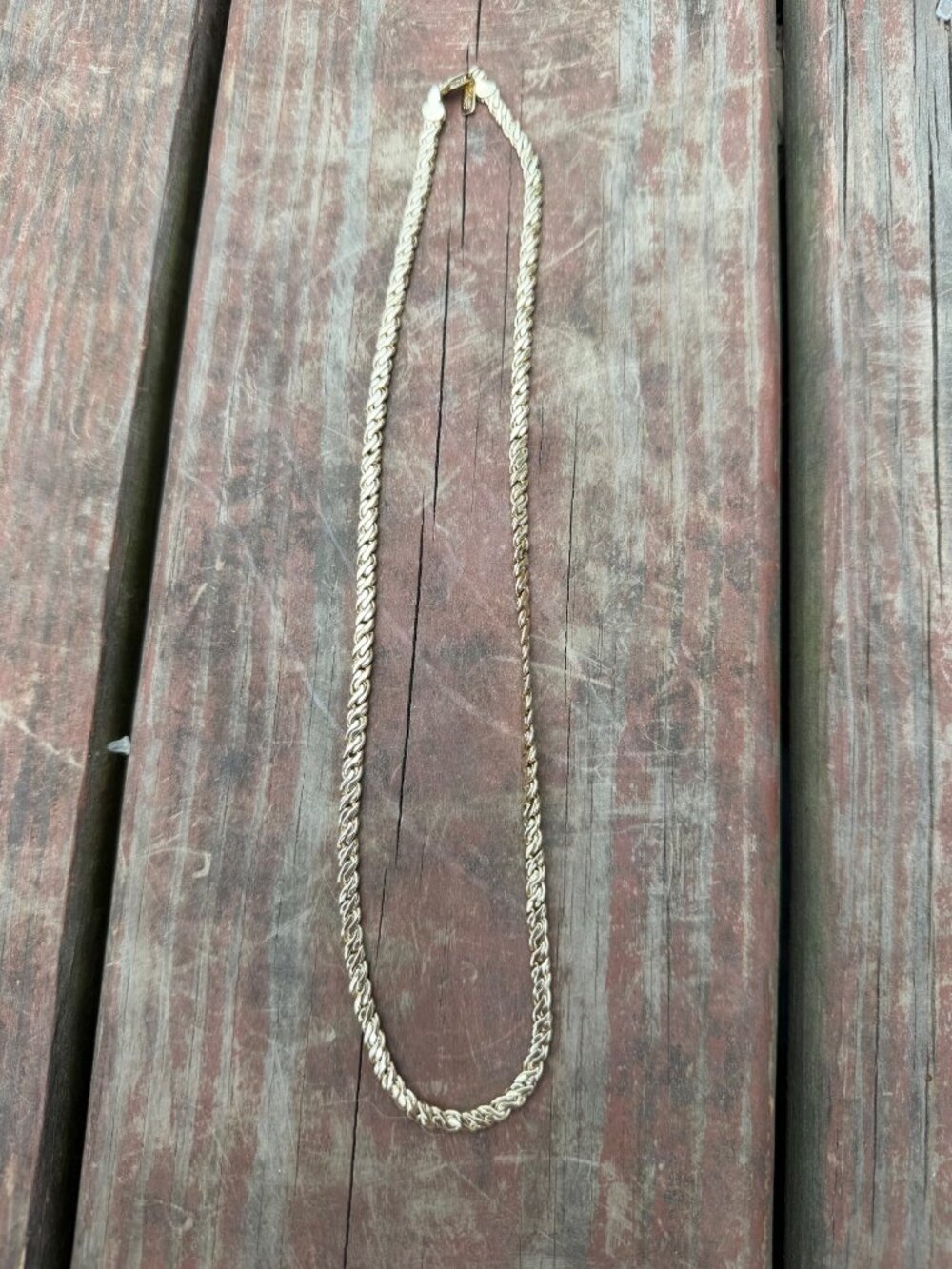 24K Gold-Plated Rope Chain Necklace With Lobster Clasp Elegant & Durable Design